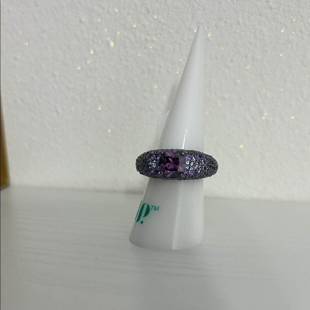 Elegant Purple Stone Ring